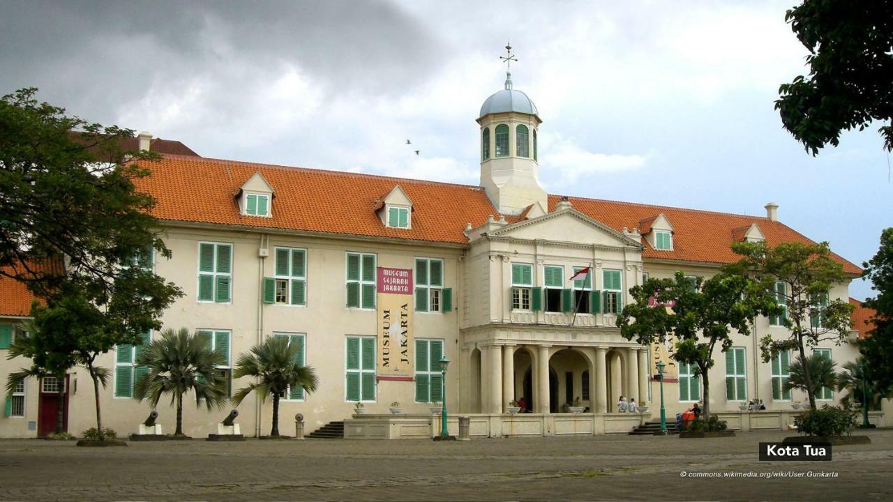 Magnolia Hotel Jakarta Exterior photo
